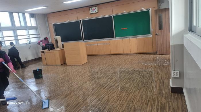 235149625_9QdIEZxX_7d12366d22662897e8db75f7c71ff98ac94b5961.jpg 이미지크게보기